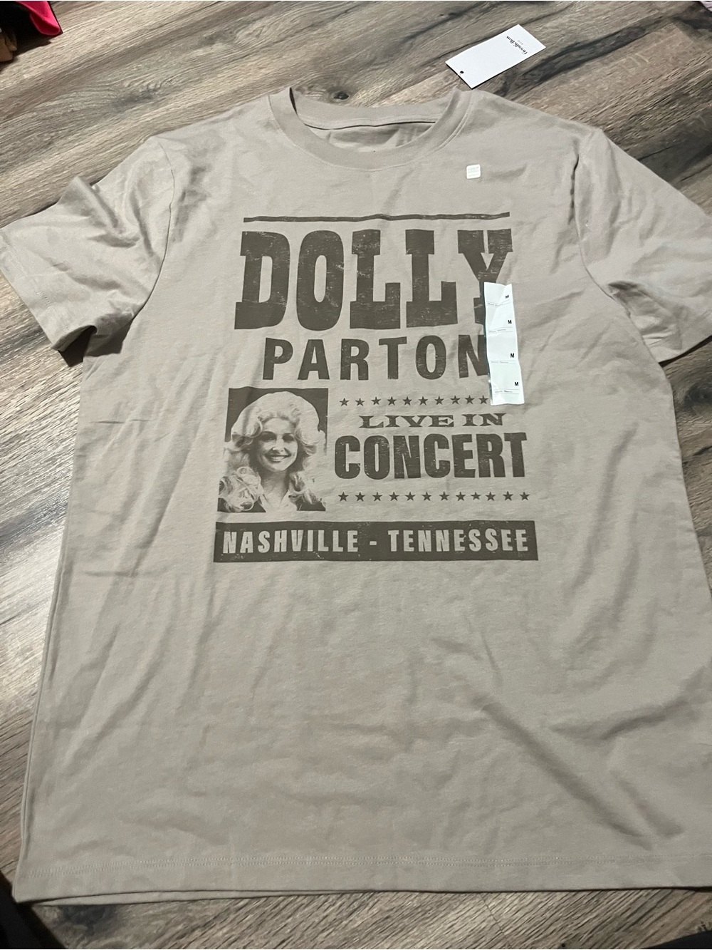 Goodfellow & Co Beige Dolly Parton Live In Concert Graphic Tee